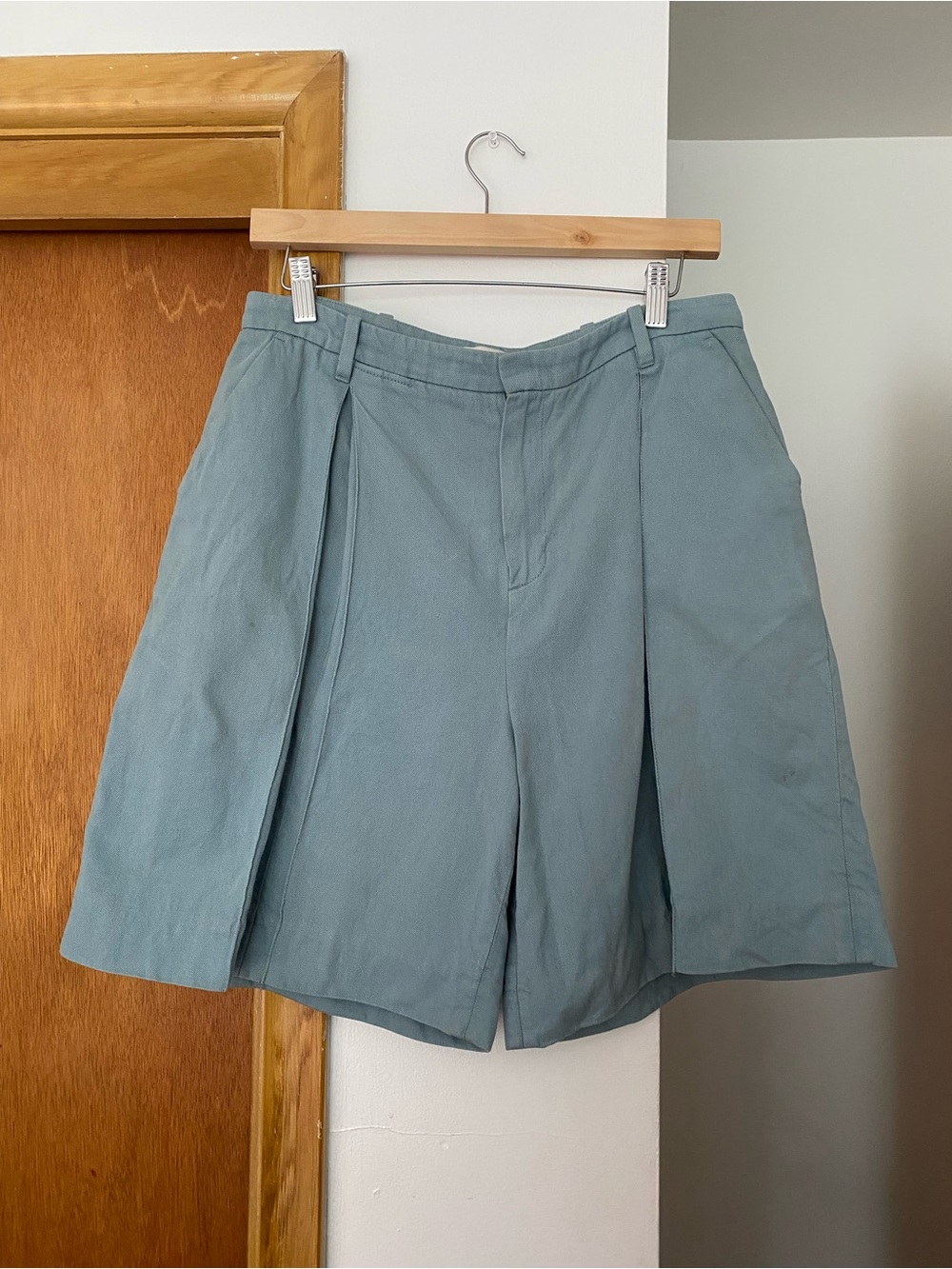 KOTN Linen/Cotton High Waist Pleated Bermuda Shorts